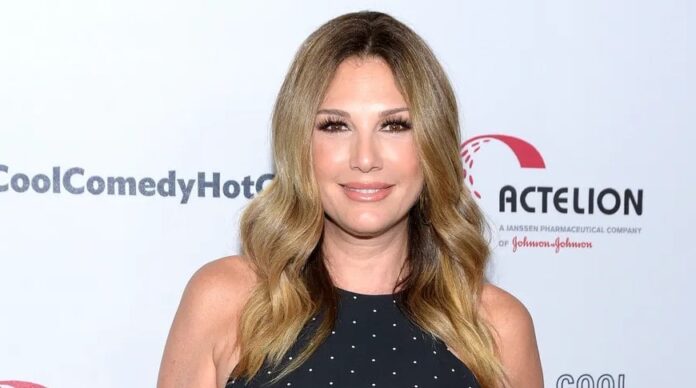 Daisy Fuentes Net Worth The Model and Host’s Financial Fashion